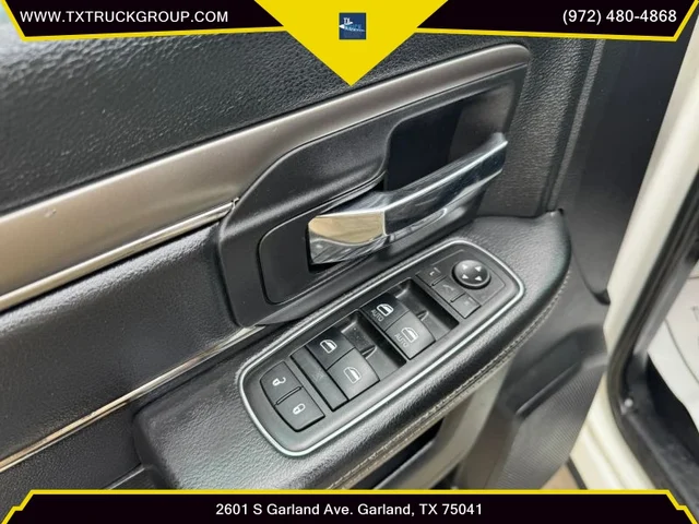 SEMINUEVOS RAM 1500 Crew Cab a Estados en autogozo