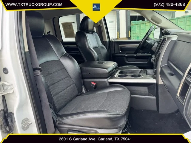 SEMINUEVOS RAM 1500 Crew Cab a Estados en autogozo
