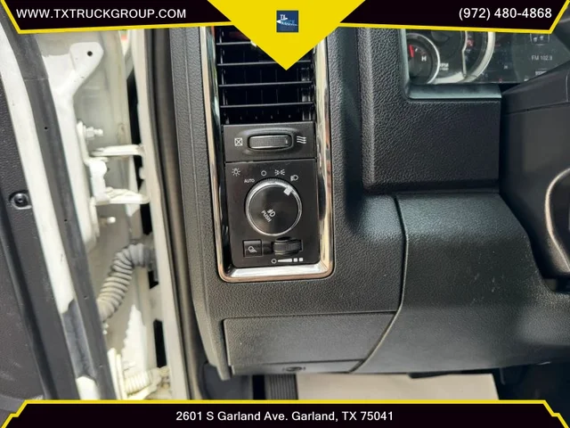 SEMINUEVOS RAM 1500 Crew Cab a Estados en autogozo