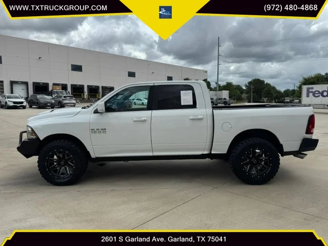 SEMINUEVOS RAM 1500 Crew Cab a Estados en autogozo