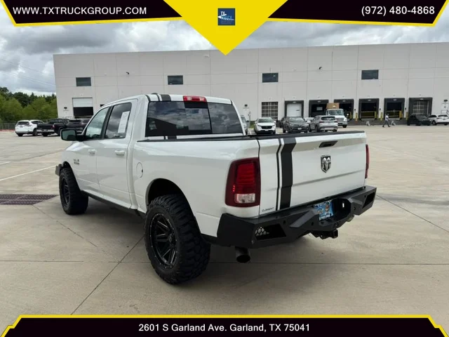 SEMINUEVOS RAM 1500 Crew Cab a Estados en autogozo