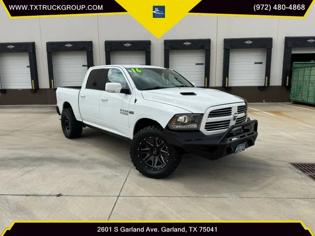 SEMINUEVOS RAM 1500 Crew Cab a Estados en autogozo