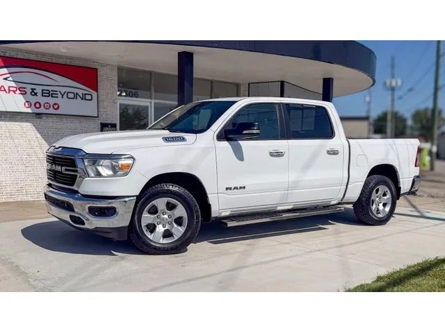 SEMINUEVOS RAM 1500 Crew Cab a Estados en autogozo