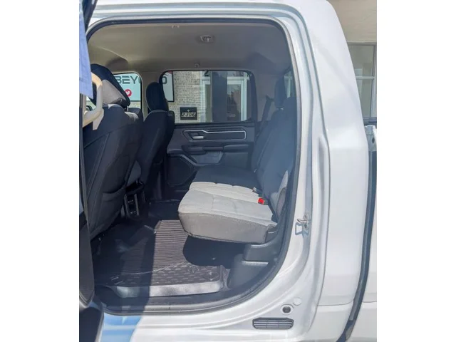 SEMINUEVOS RAM 1500 Crew Cab a Estados en autogozo