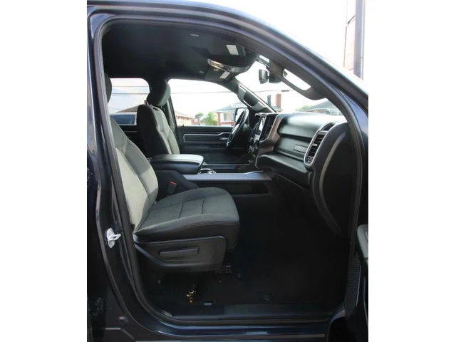 SEMINUEVOS RAM 1500 Crew Cab a Estados en autogozo