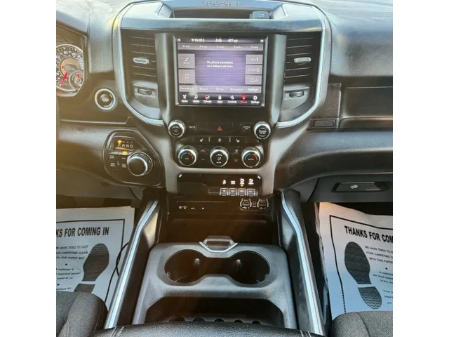 SEMINUEVOS RAM 1500 Crew Cab a Estados en autogozo