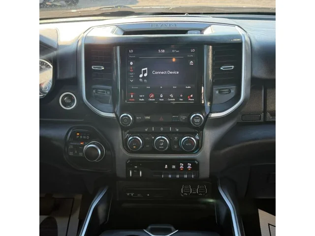 SEMINUEVOS RAM 1500 Crew Cab a Estados en autogozo