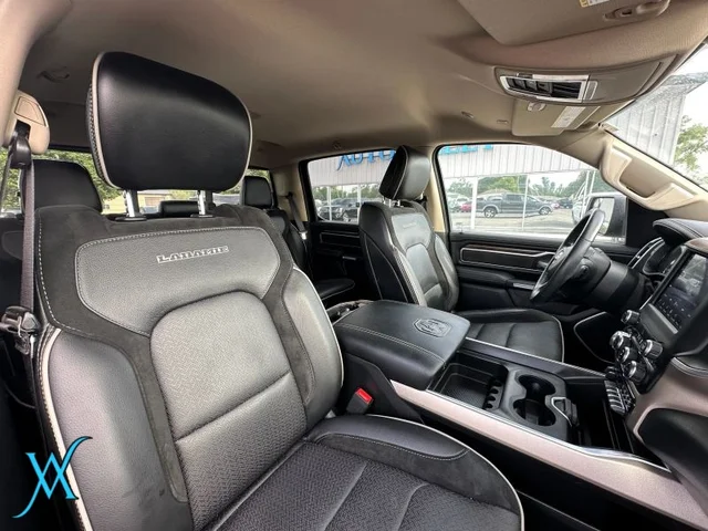 SEMINUEVOS RAM 1500 Crew Cab a Estados en autogozo