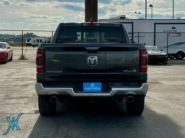 SEMINUEVOS RAM 1500 Crew Cab a Estados en autogozo