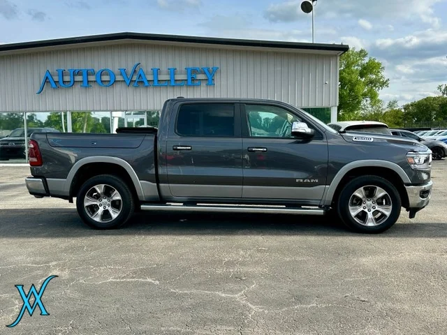 SEMINUEVOS RAM 1500 Crew Cab a Estados en autogozo