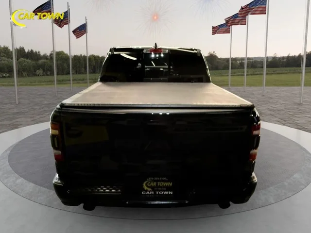 SEMINUEVOS RAM 1500 Crew Cab a Estados en autogozo