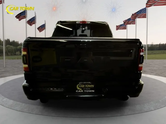 SEMINUEVOS RAM 1500 Crew Cab a Estados en autogozo