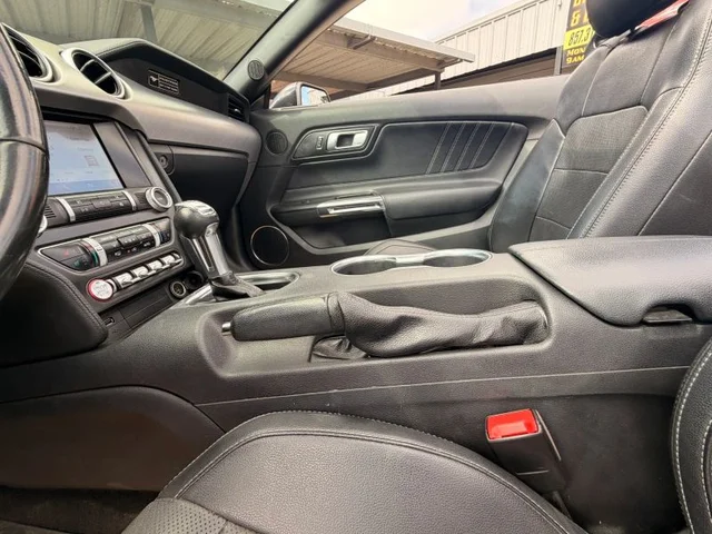 SEMINUEVOS FORD Mustang a Estados en autogozo
