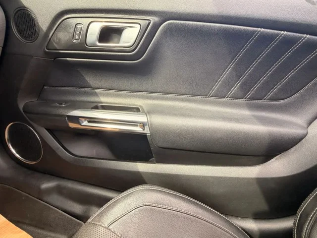 SEMINUEVOS FORD Mustang a Estados en autogozo