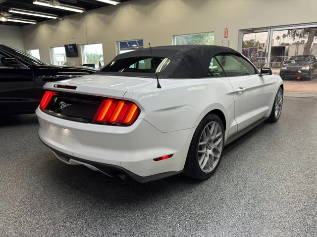 SEMINUEVOS FORD Mustang a Estados en autogozo