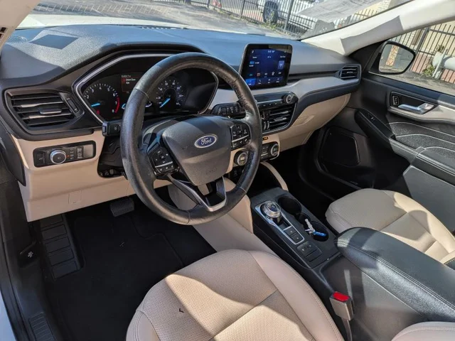 SEMINUEVOS FORD Escape a Estados en autogozo