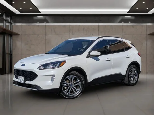 SEMINUEVOS FORD Escape a Estados en autogozo