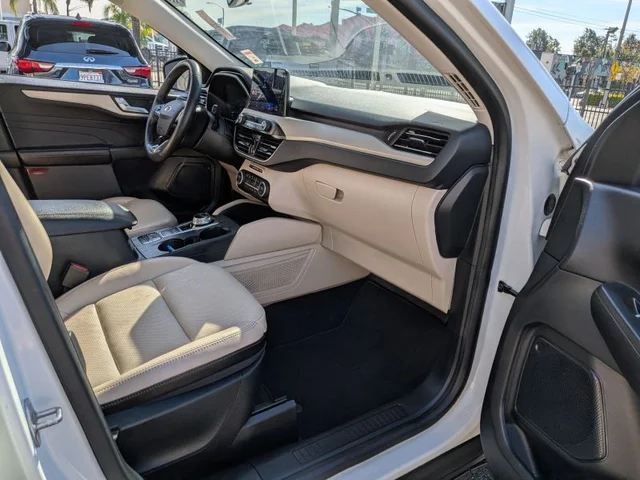 SEMINUEVOS FORD Escape a Estados en autogozo