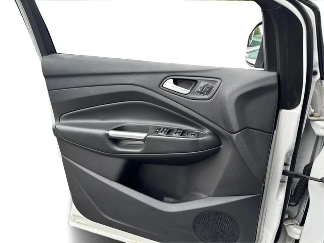 SEMINUEVOS FORD Escape a Estados en autogozo