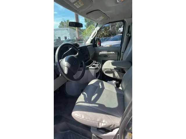SEMINUEVOS FORD E150 Passenger a Estados en autogozo