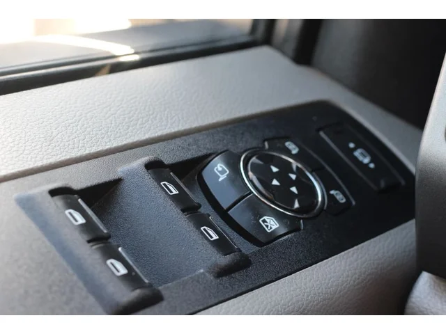 SEMINUEVOS FORD F250 Super Duty Crew Cab a Estados en autogozo