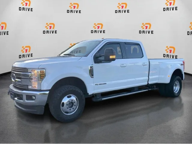 SEMINUEVOS FORD F350 Super Duty Crew Cab a Estados en autogozo