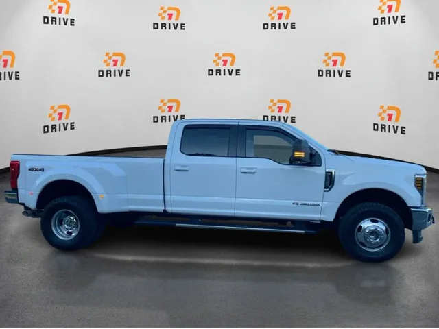 SEMINUEVOS FORD F350 Super Duty Crew Cab a Estados en autogozo