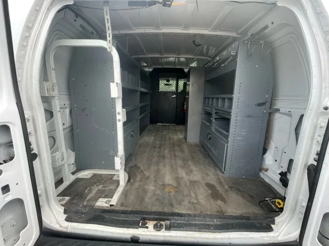 SEMINUEVOS FORD E150 Cargo a Estados en autogozo