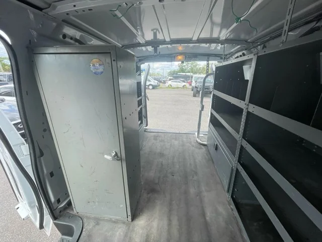 SEMINUEVOS FORD E150 Cargo a Estados en autogozo