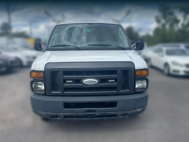 SEMINUEVOS FORD E150 Cargo a Estados en autogozo