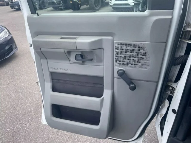 SEMINUEVOS FORD E150 Cargo a Estados en autogozo