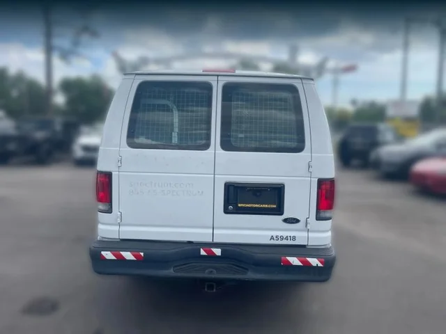 SEMINUEVOS FORD E150 Cargo a Estados en autogozo
