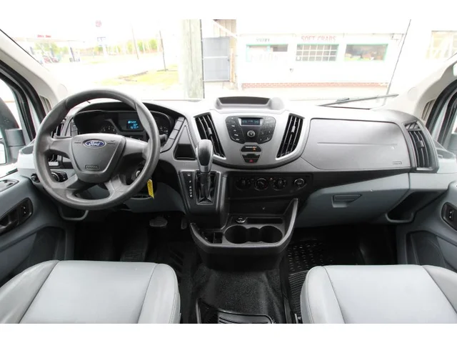 SEMINUEVOS FORD Transit 150 Van a Estados en autogozo