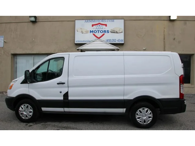 SEMINUEVOS FORD Transit 150 Van a Estados en autogozo