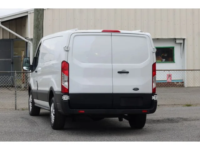 SEMINUEVOS FORD Transit 150 Van a Estados en autogozo