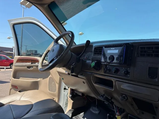 SEMINUEVOS FORD F350 Super Duty Crew Cab at Prime Dealer LLC in Mesa