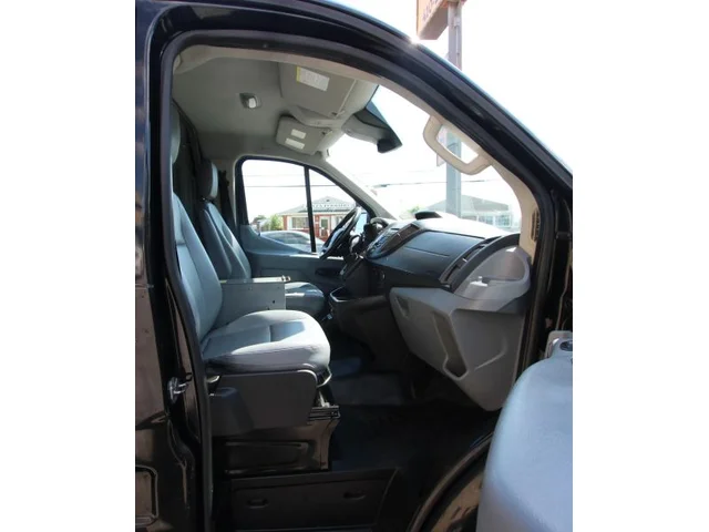 SEMINUEVOS FORD Transit 150 Van a Estados en autogozo