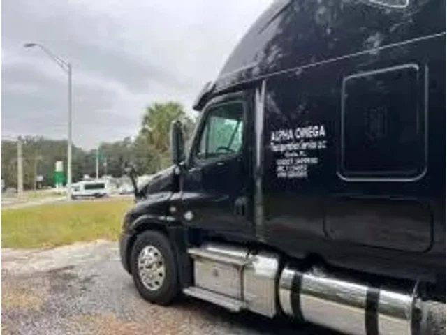 SEMINUEVOS FREIGHTLINER Cascadia a Estados en autogozo