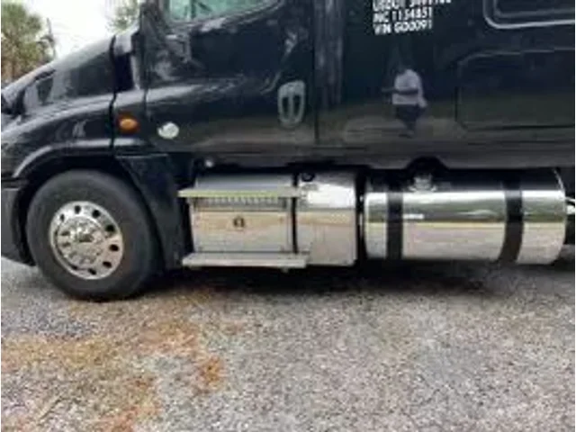 SEMINUEVOS FREIGHTLINER Cascadia a Estados en autogozo