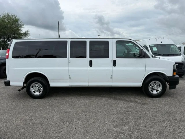 SEMINUEVOS CHEVROLET Express 3500 Passenger a Estados en autogozo