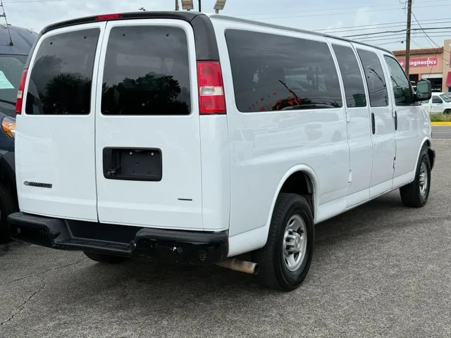 SEMINUEVOS CHEVROLET Express 3500 Passenger a Estados en autogozo