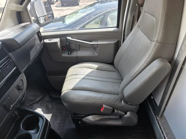 SEMINUEVOS CHEVROLET COMM High Cube Van a Estados en autogozo