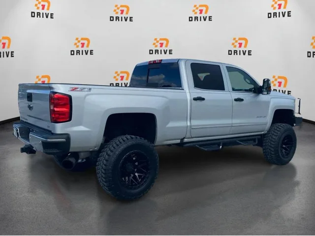 SEMINUEVOS CHEVROLET Silverado 2500 HD Crew Cab a Estados en autogozo