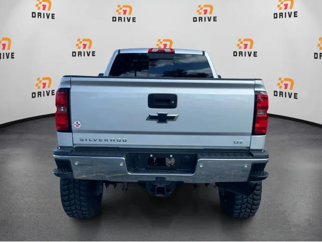 SEMINUEVOS CHEVROLET Silverado 2500 HD Crew Cab a Estados en autogozo