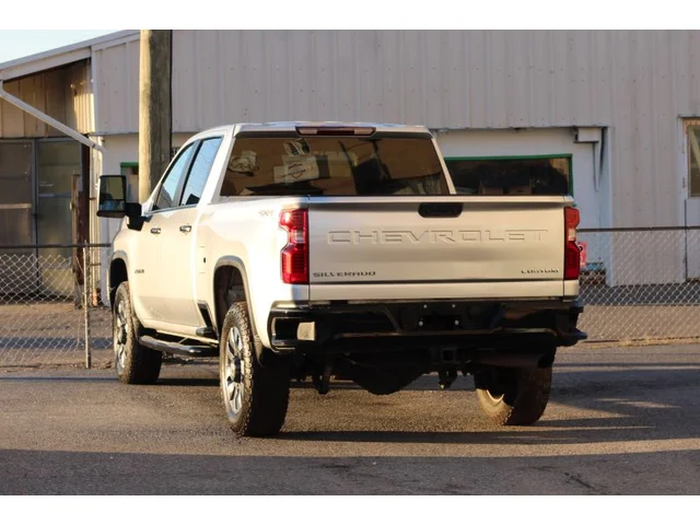 SEMINUEVOS CHEVROLET Silverado 2500 HD Crew Cab a Estados en autogozo
