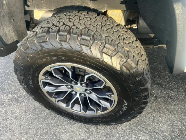SEMINUEVOS CHEVROLET Colorado Crew Cab a Estados en autogozo