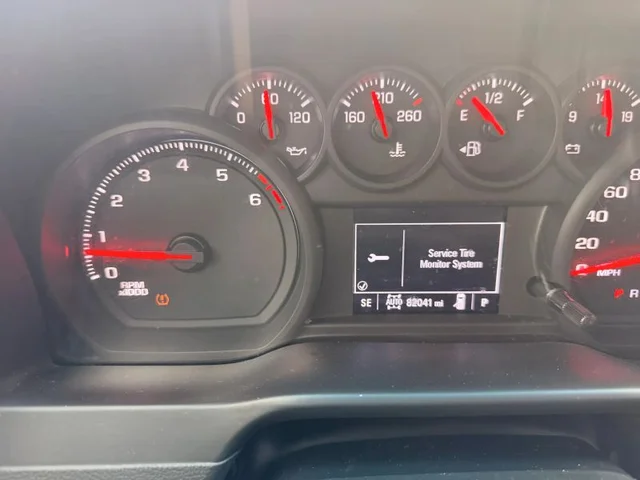 SEMINUEVOS CHEVROLET Silverado 1500 Crew Cab a Estados en autogozo