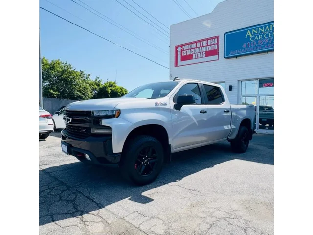 SEMINUEVOS CHEVROLET Silverado 1500 Crew Cab a Estados en autogozo