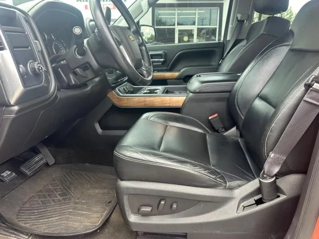 SEMINUEVOS CHEVROLET Silverado 1500 Double Cab a Estados en autogozo