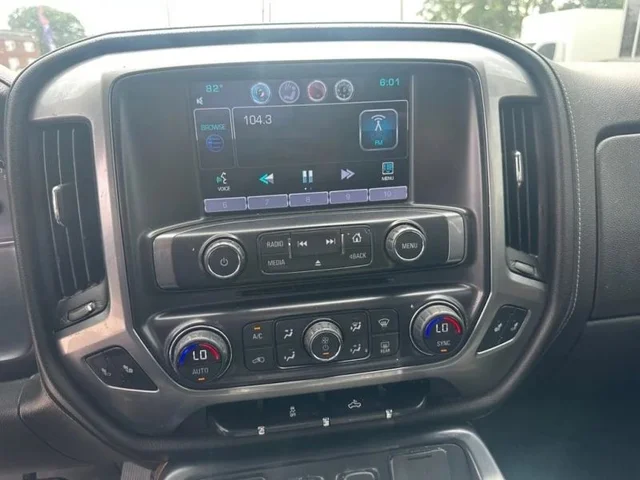 SEMINUEVOS CHEVROLET Silverado 1500 Double Cab a Estados en autogozo